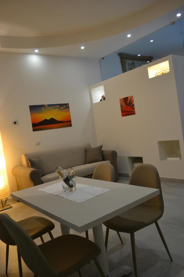 Questo Rinascimento Casa Brigitte Napoli Ngoại thất bức ảnh