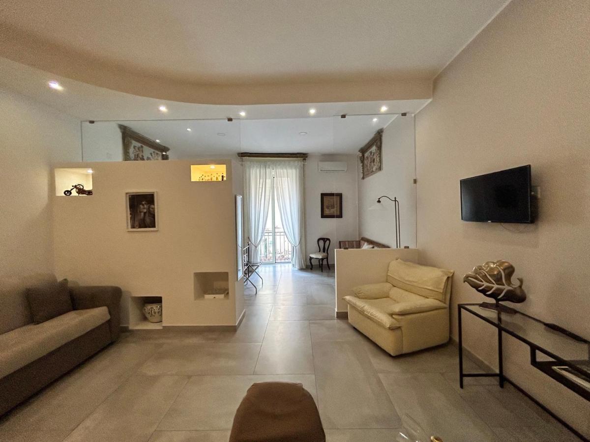 Questo Rinascimento Casa Brigitte Napoli Ngoại thất bức ảnh